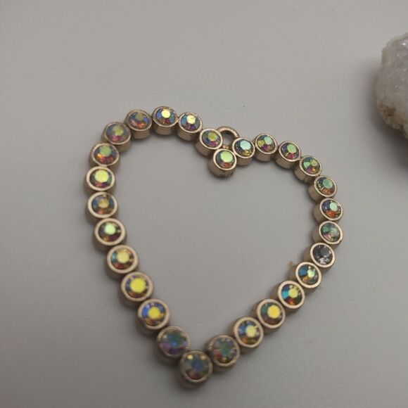 Crystal rainbow sparkle heart necklace - Picture 2 of 2